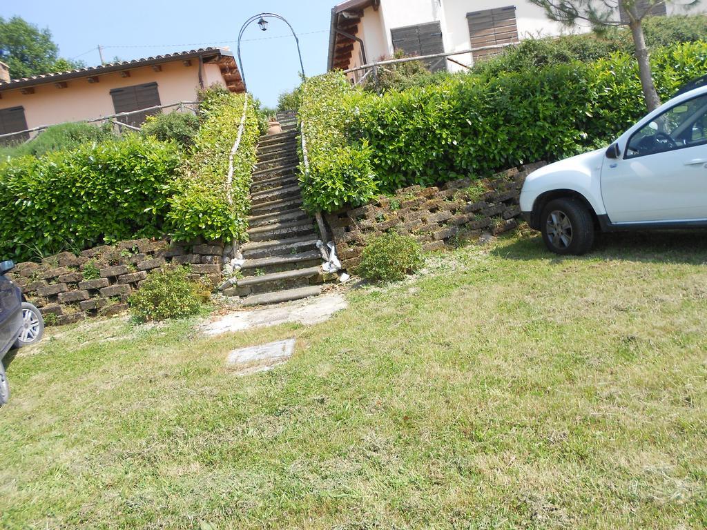 Вилла Santa Croce Fossato di Vico Экстерьер фото